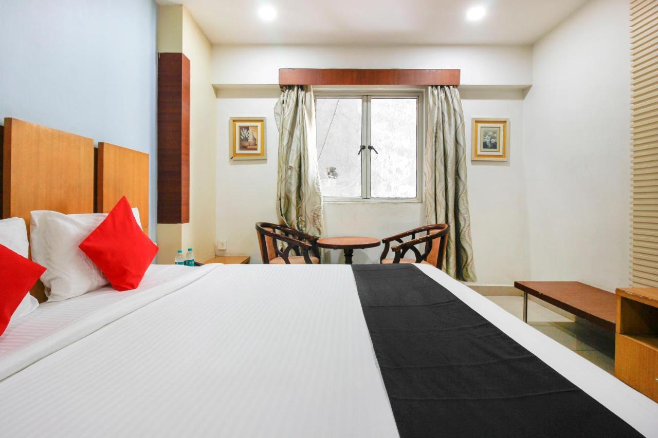 Capital O 66968 Haveli The Landmark Hotel Warangal Exterior foto